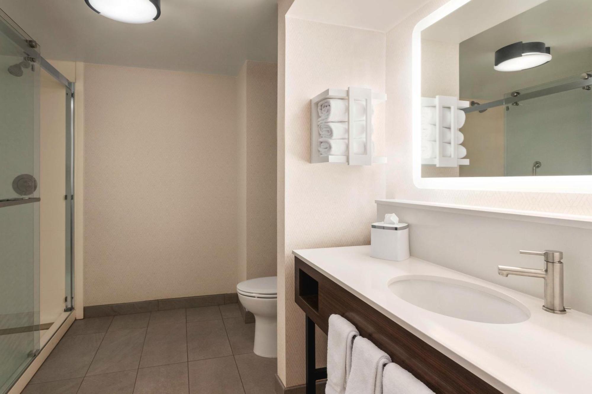 Hampton Inn Columbia-Downtown Historic District Екстер'єр фото